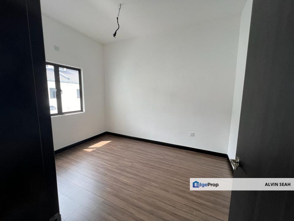 LYRA, Bandar Bukit Raja, Klang, Selangor, Klang