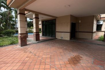 Tropicana Golf & Country Resort