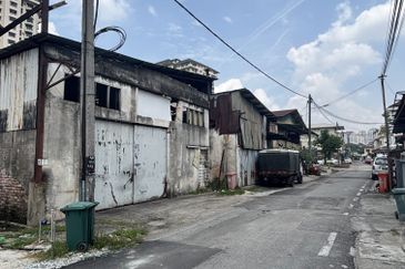 Kampung Cempaka, PJU 1/13, Petaling Jaya