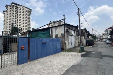 Kampung Cempaka, PJU 1/13, Petaling Jaya