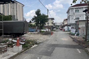 Kampung Cempaka, PJU 1/13, Petaling Jaya