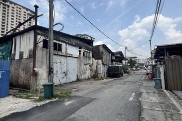 Kampung Cempaka, PJU 1/13, Petaling Jaya