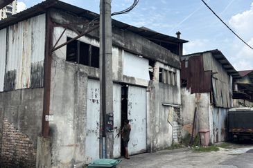 Kampung Cempaka, PJU 1/13, Petaling Jaya