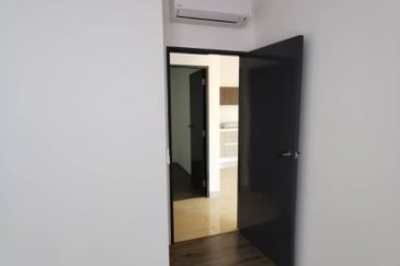 Henna Residence @ The Quartz