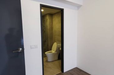 Henna Residence @ The Quartz