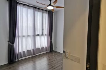 Henna Residence @ The Quartz