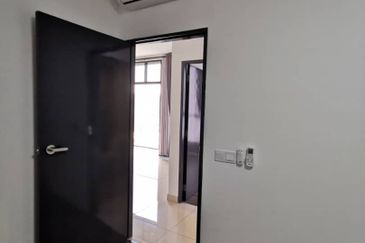 Henna Residence @ The Quartz