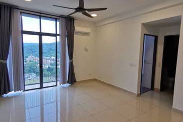 Henna Residence @ The Quartz