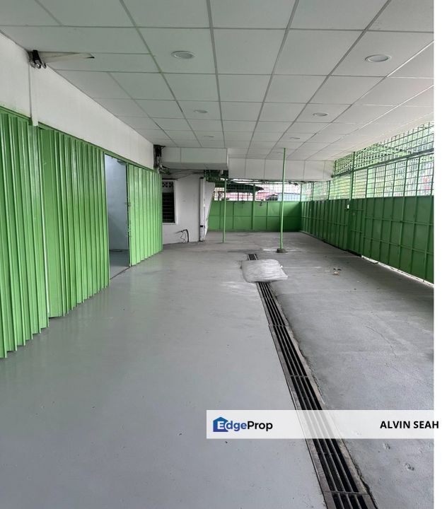 Jalan Bukit Kemuning, Shah Alam, Selangor, Shah Alam