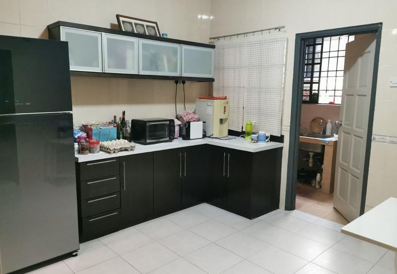 Kampung Sungai Kayu Ara