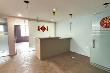 Medan Putra Business Centre