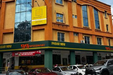 Medan Putra Business Centre