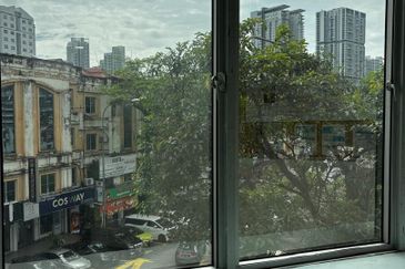 Medan Putra Business Centre