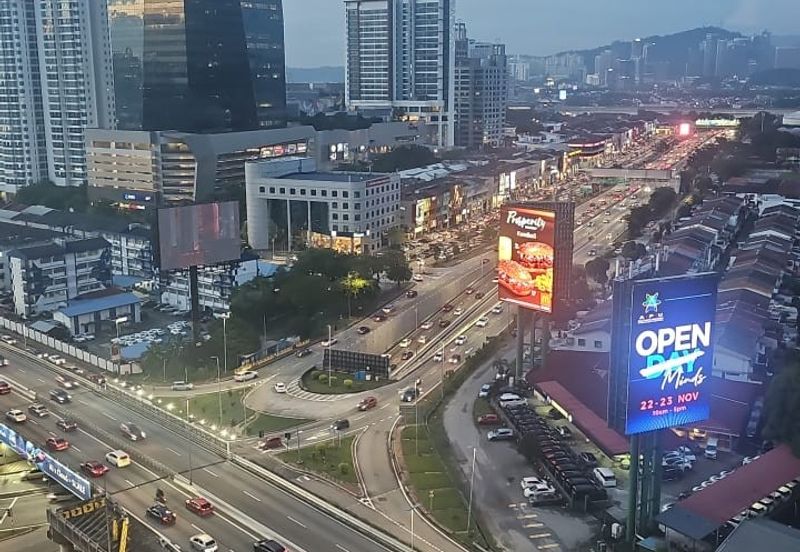 Tropicana City Tropics