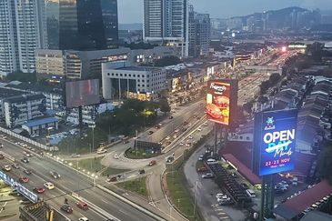 Tropicana City Tropics