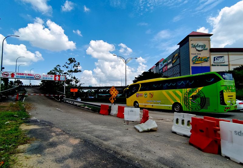 TODAYS MALL ULU TIRAM JOHOR