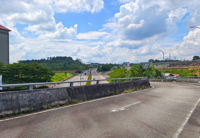 TODAYS MALL ULU TIRAM JOHOR