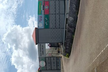 TODAYS MALL ULU TIRAM JOHOR