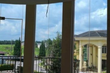 Taman Villa Perdana, Yong Peng, 3-Storey Detached House 