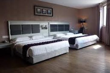 Bandar Hilir 3 Star Hotels with 94 rooms & lift