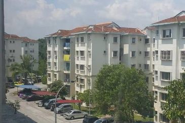 Birchwood Court, Bandar Tasik Puteri