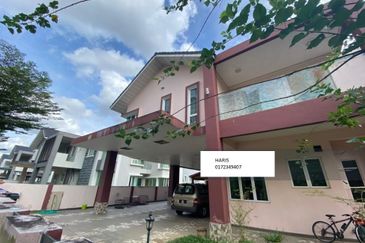 Taman Ukay Seraya, Ampang - 2-Storey Detached House *with swimming pool