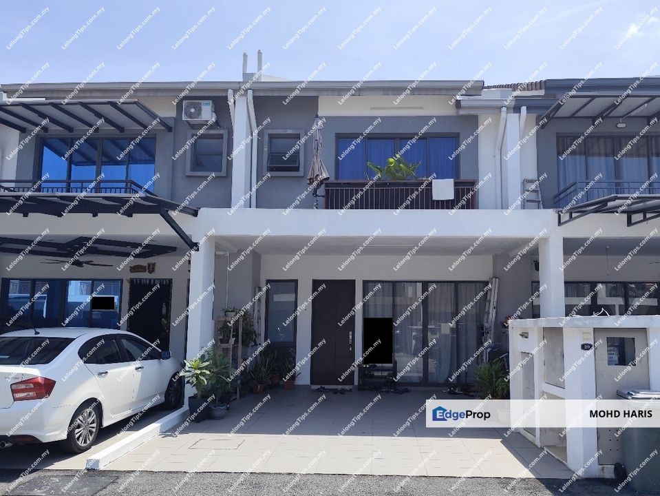 Jalan Diamond B1/4, Diamond Residence, 43500 Semenyih, Selangor - 2 Storey Terrace House , Selangor, Semenyih