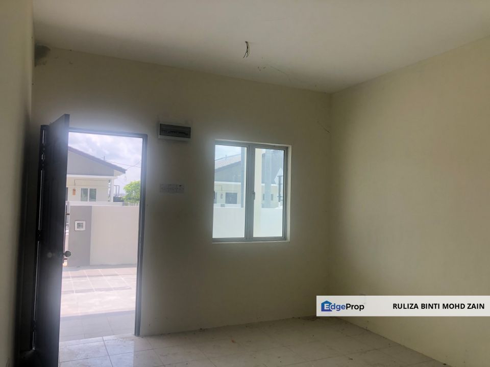 TELUK INTAN SINGLE STOREY CLUSTER SEMID LAGENDA TELUK INTAN PERAK, Perak, Teluk Intan