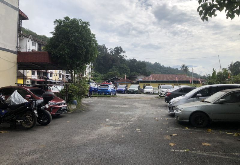 Taman Impian Warisan Flat