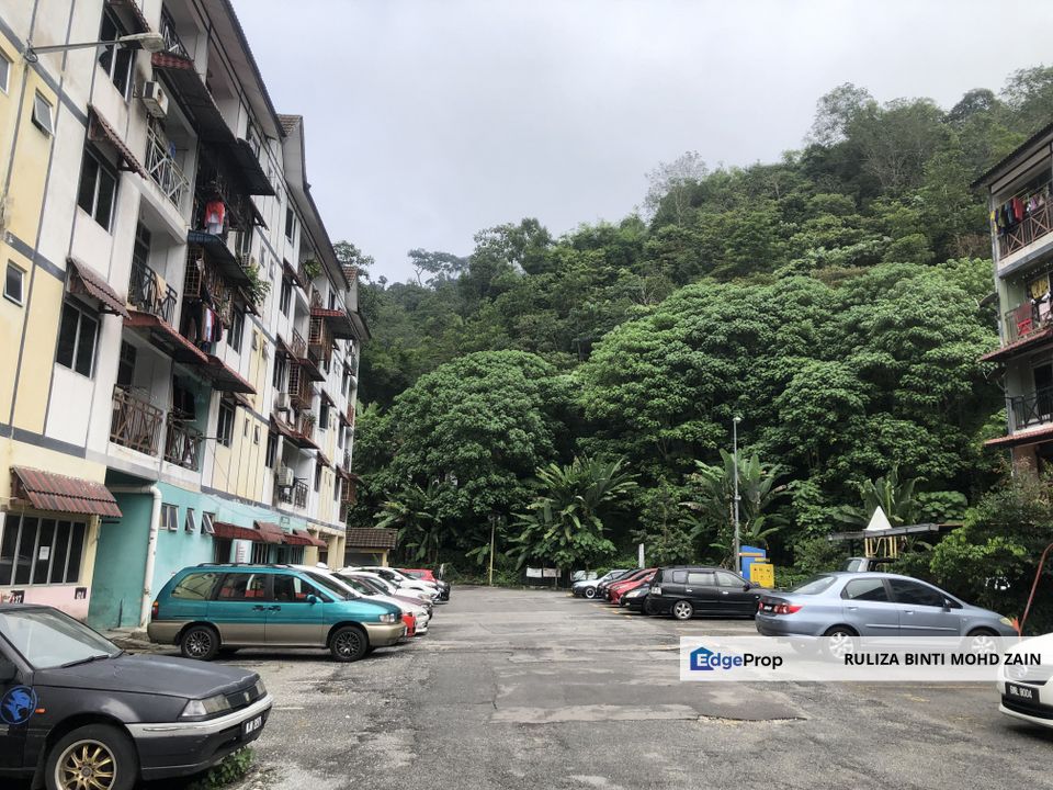 Apartment Impian Warisan Batu 18 Hulu Langat, Selangor, Hulu Langat