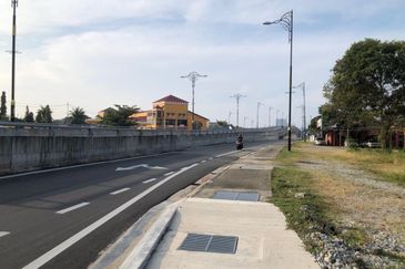 Peringgit Batu Berendam Potential Commercial Land Melaka