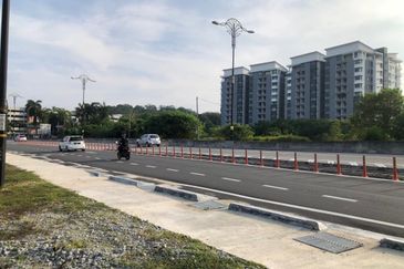 Peringgit Batu Berendam Potential Commercial Land Melaka