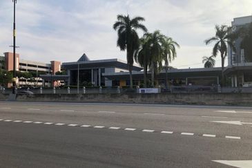 Peringgit Batu Berendam Potential Commercial Land Melaka