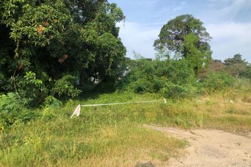 Peringgit Batu Berendam Potential Commercial Land Melaka