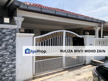 Double Storey Bangi Seksyen 4, Selangor, Bangi