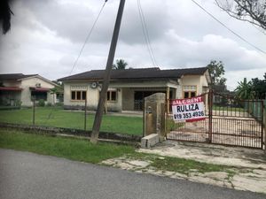 Single Storey Bungalow Taman Seri Setia Teluk Intan Perak for Sale ...