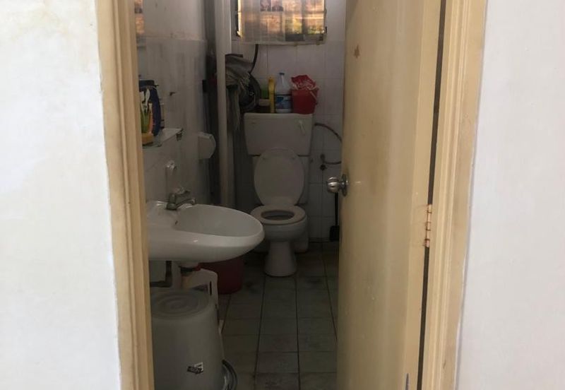 Condominium Taman Sri Mas Ampang with Terrace Area