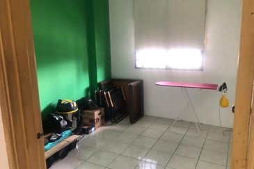 Condominium Taman Sri Mas Ampang with Terrace Area