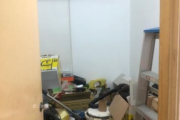 Condominium Taman Sri Mas Ampang with Terrace Area