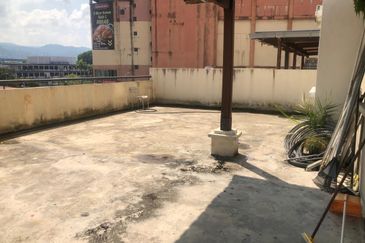 Condominium Taman Sri Mas Ampang with Terrace Area