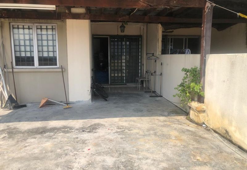 Condominium Taman Sri Mas Ampang with Terrace Area