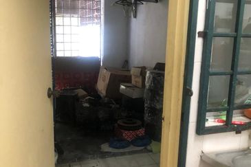 Condominium Taman Sri Mas Ampang with Terrace Area