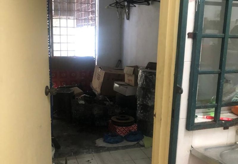 Condominium Taman Sri Mas Ampang with Terrace Area