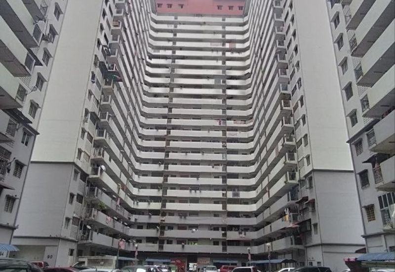 Putra Ria Apartment