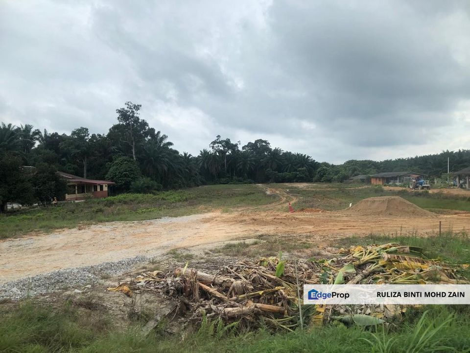 Lot Banglo Kg Bahagia Sungai Manik Teluk Intan, Perak, Hilir Perak