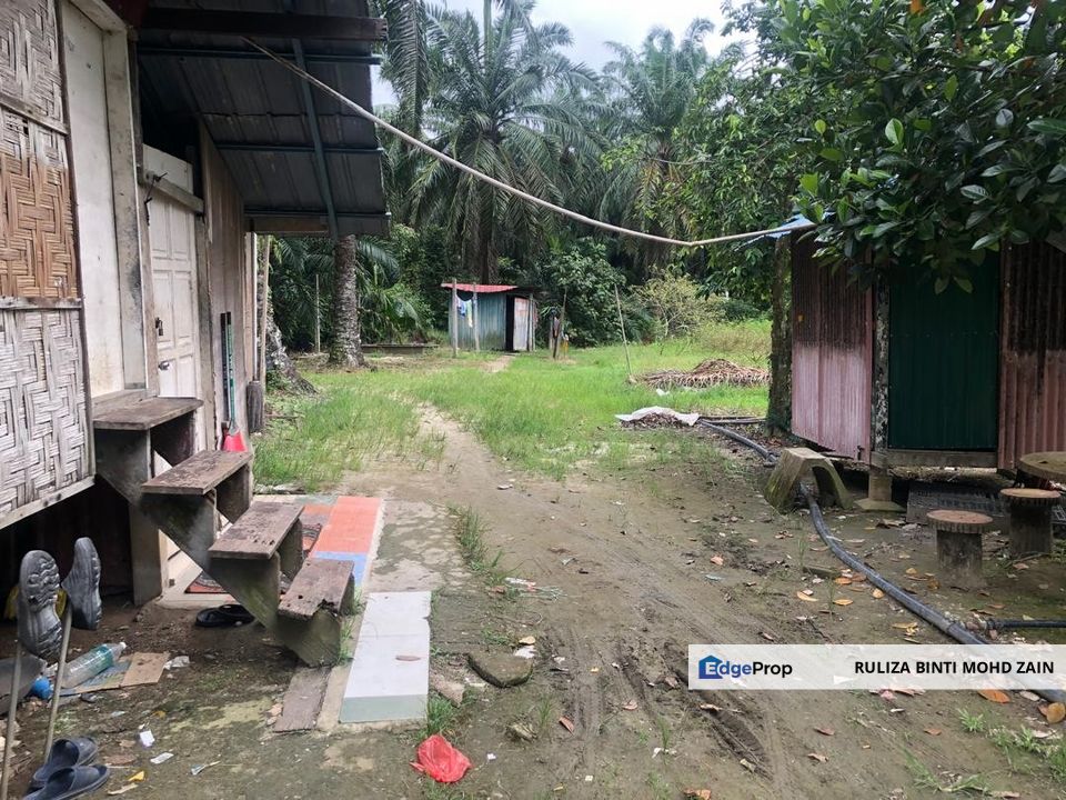 Lot Banglo Kg Bahagia Sungai Manik Teluk Intan, Perak, Hilir Perak