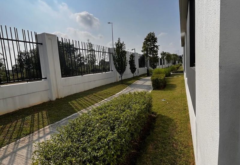 Sencilia @ Eco Sanctuary