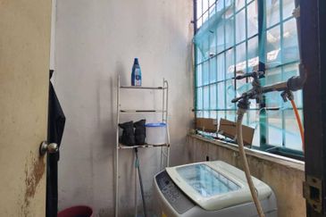 Taman Pinggiran Delima