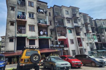 Taman Pinggiran Delima