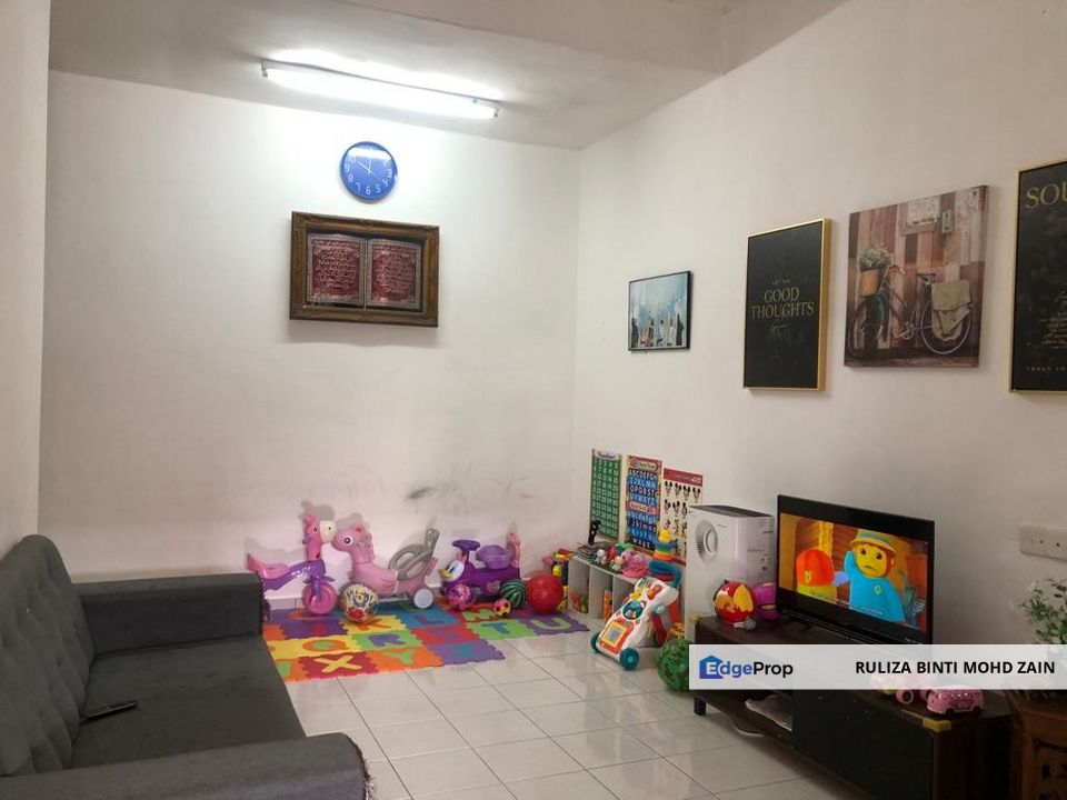SINGLE STOREY TERRACE SG RAMBAI MUTIARA JASIN MELAKA, Melaka, 